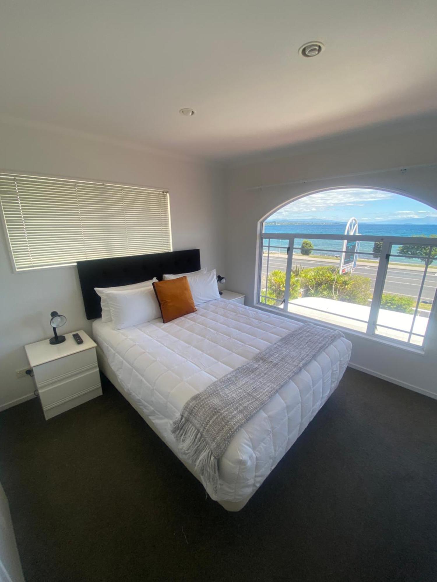 Lakeside Taupo Motel Luaran gambar